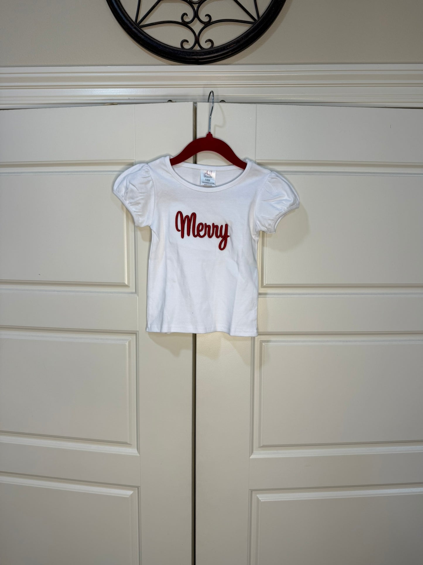 Merry | Puff Embroidery with Outline