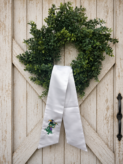 RTG | MG Wreath Sash Gator with Umbrella