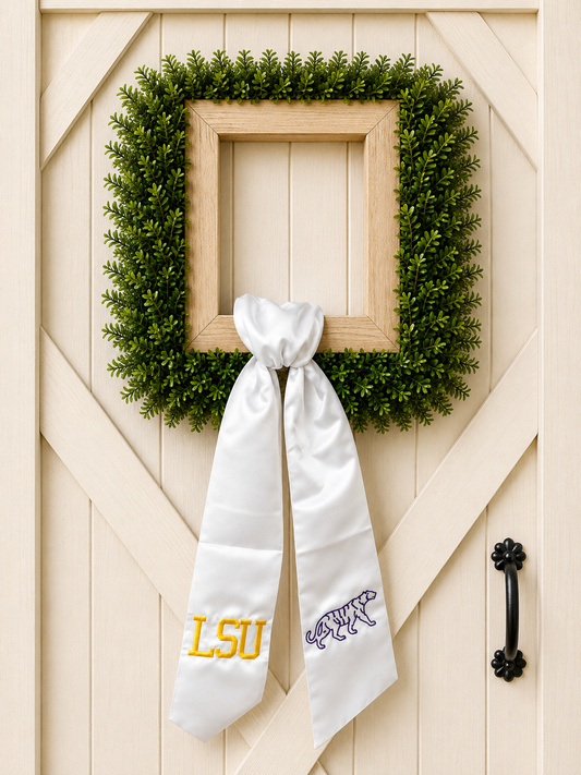 LSU Wreath Sash w/Tiger outline
